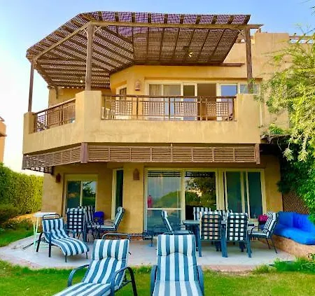 Spacious Villa Lake View 6 Bedrooms Einbay Resort Ain Sukhna Exterior photo