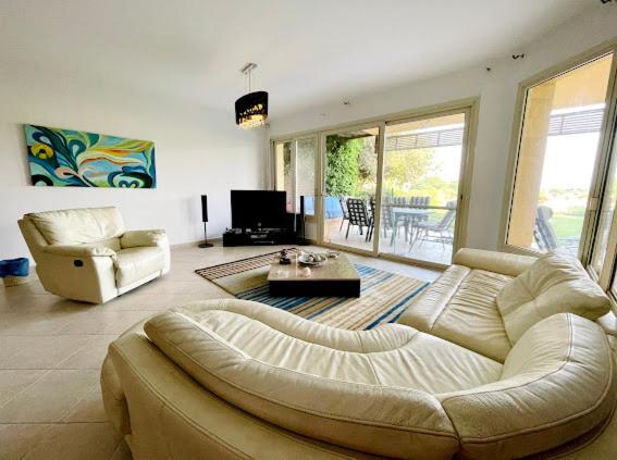 Villa Spacious View 6 Bedrooms Einbay *